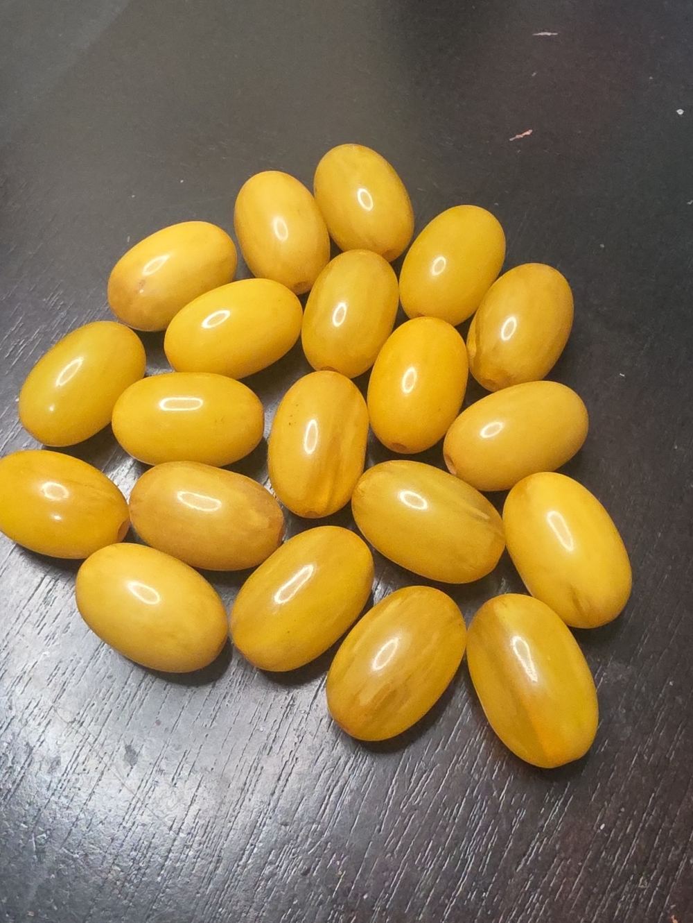Authentic Vintage Phenolic Resin Beads set of 20
